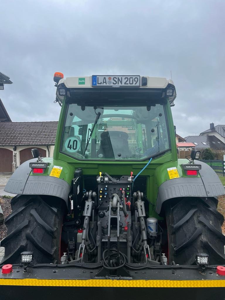 Traktor des Typs Fendt 209 S, Gebrauchtmaschine in Bruckberg (Bild 3)