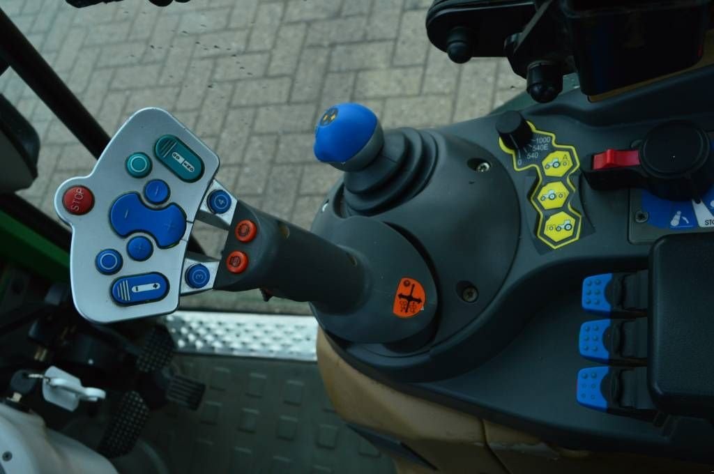 Traktor des Typs Fendt 209 VA Vario Smalspoor/Fruitteelttractor, Gebrauchtmaschine in Erichem (Bild 4)