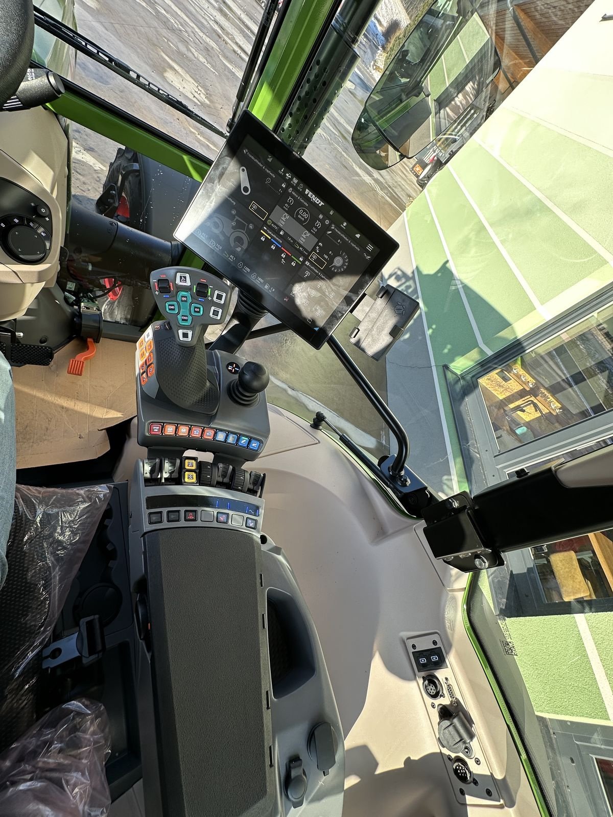 Traktor van het type Fendt 209 Vario Gen3 Profi+ Setting1, Gebrauchtmaschine in Hürm (Foto 12)