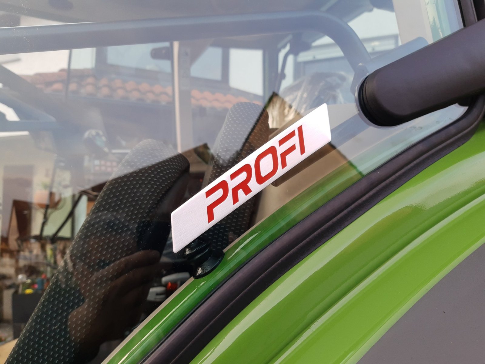 Traktor van het type Fendt 209 Vario, Neumaschine in Heßdorf (Foto 4)