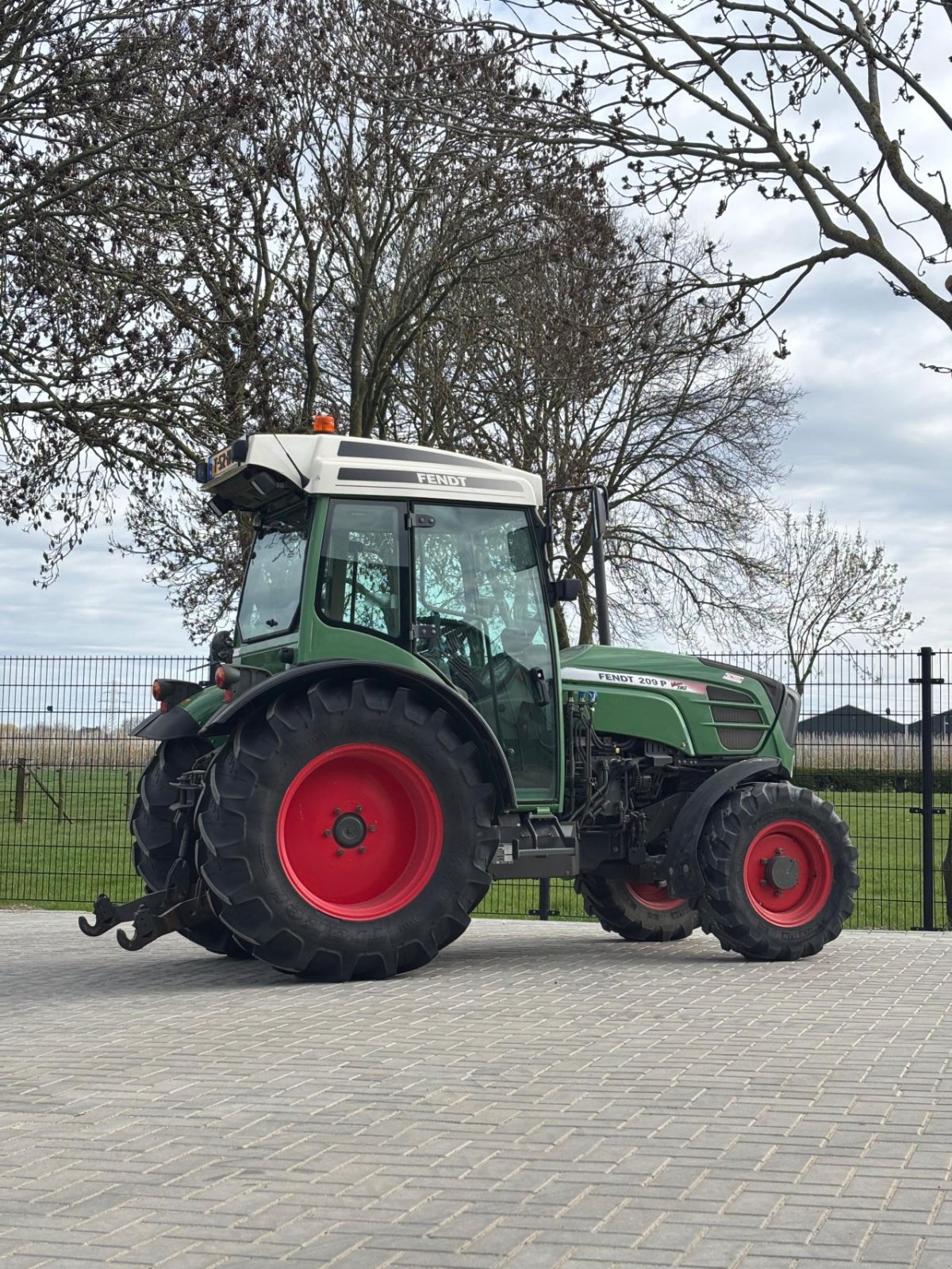 Traktor Türe ait Fendt 209, Gebrauchtmaschine içinde Wadenoijen (resim 2)