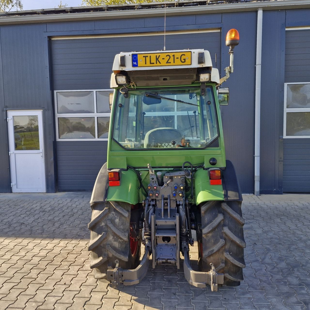 Traktor от тип Fendt 209f, Gebrauchtmaschine в Daarle (Снимка 5)