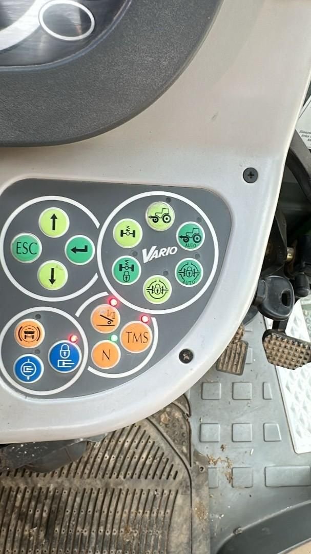 Traktor des Typs Fendt 210 P, Gebrauchtmaschine in Hapert (Bild 10)