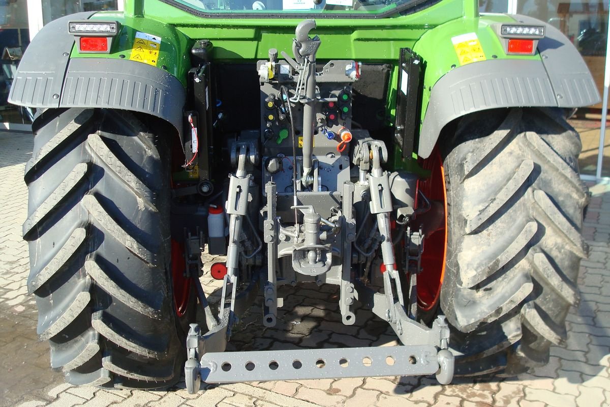 Traktor des Typs Fendt 210 Vario (FendtONE), Neumaschine in Judenburg (Bild 20)