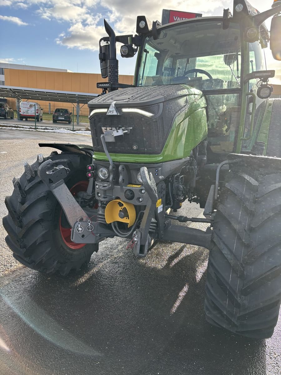 Traktor des Typs Fendt 210 Vario (FendtONE), Vorführmaschine in Arnreit (Bild 4)