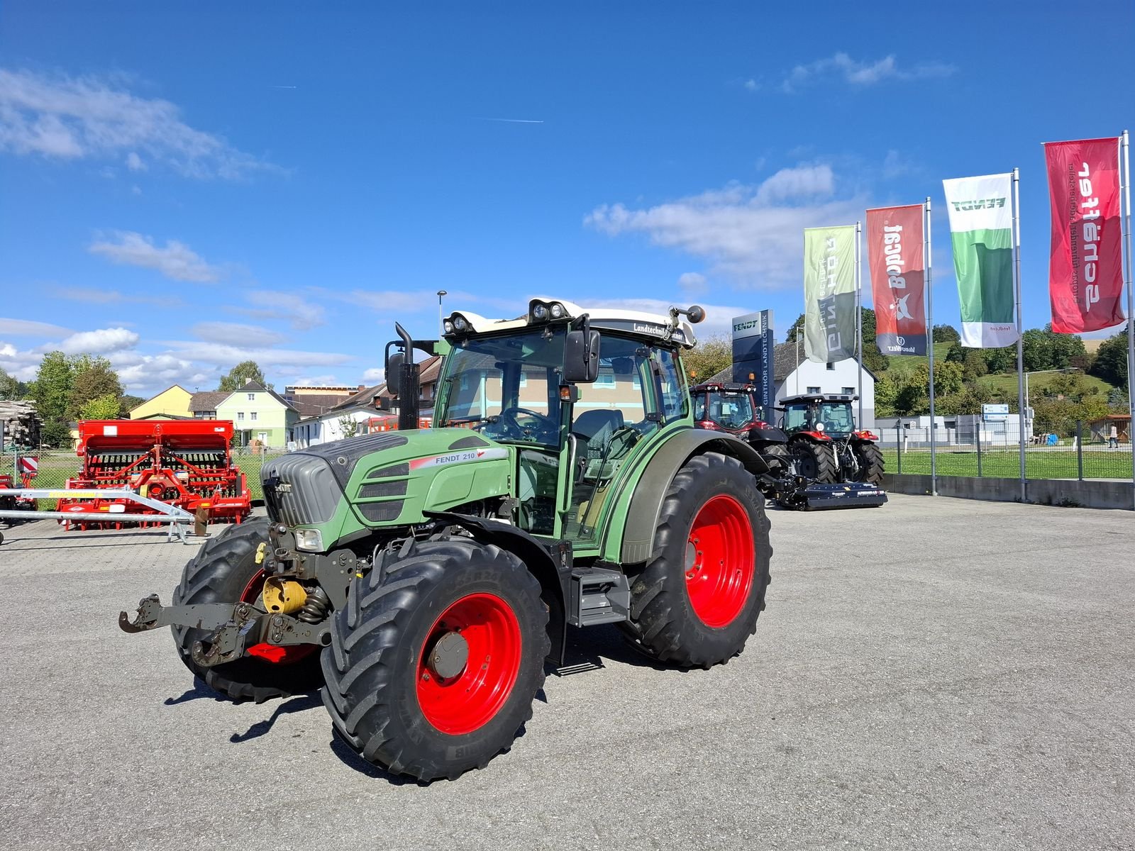Traktor typu Fendt 210 Vario (Gen1), Gebrauchtmaschine v Saxen (Obrázek 1)