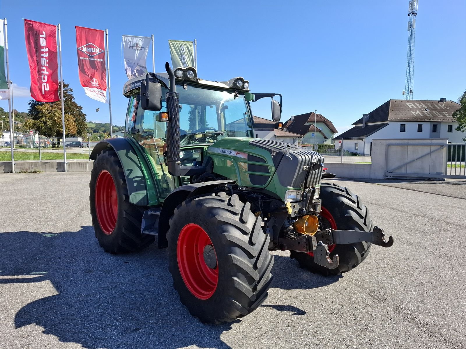 Traktor typu Fendt 210 Vario (Gen1), Gebrauchtmaschine v Saxen (Obrázek 12)