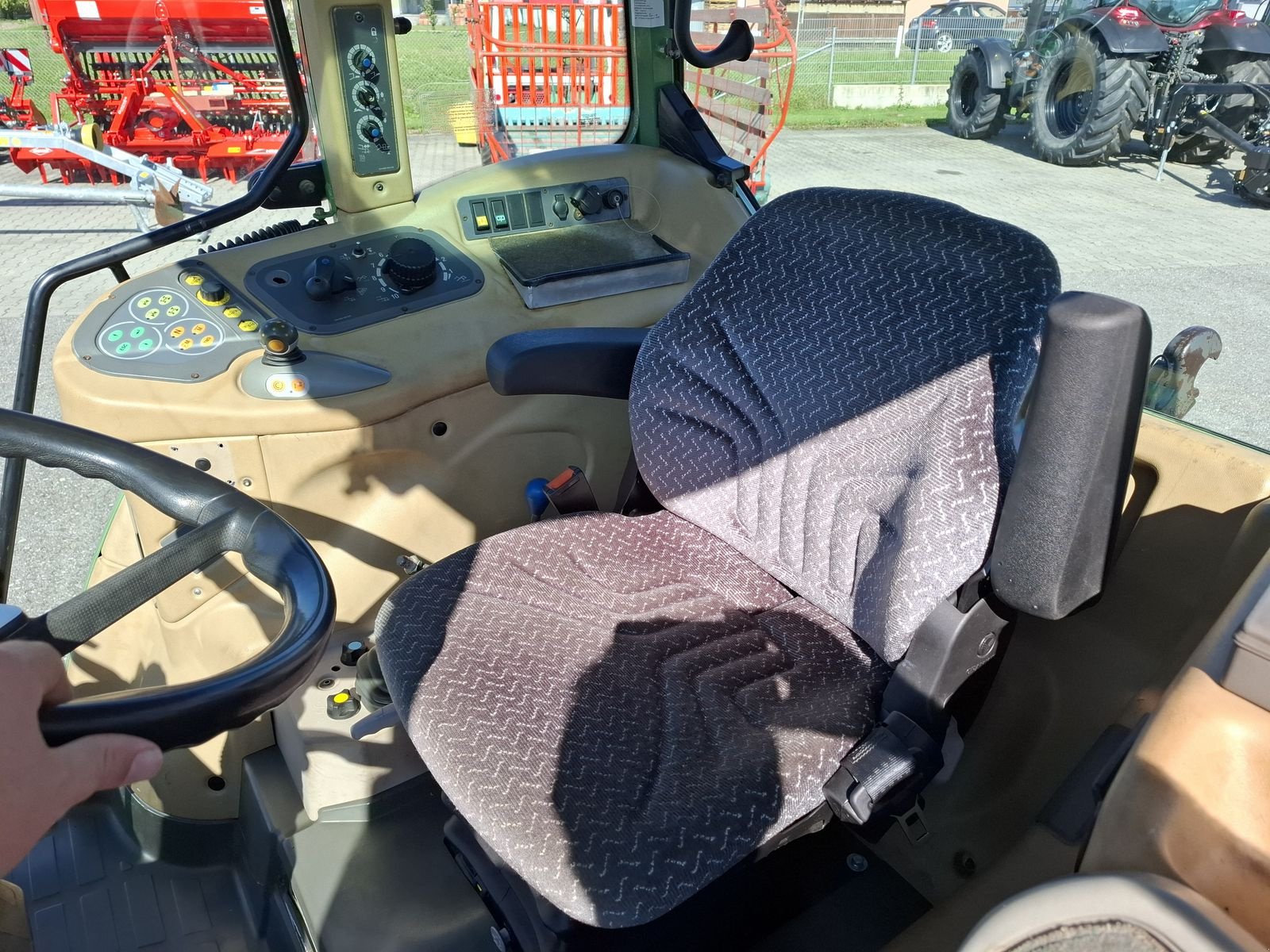 Traktor typu Fendt 210 Vario (Gen1), Gebrauchtmaschine v Saxen (Obrázek 15)