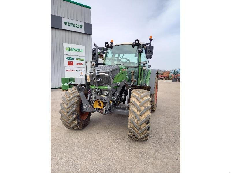 Traktor des Typs Fendt 211 S Gen3, Gebrauchtmaschine in Levier (Bild 2)