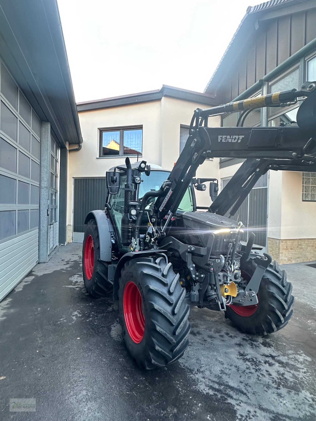 Traktor типа Fendt 211 S Vario Gen3 Profi Plus, Gebrauchtmaschine в Alitzheim (Фотография 7)