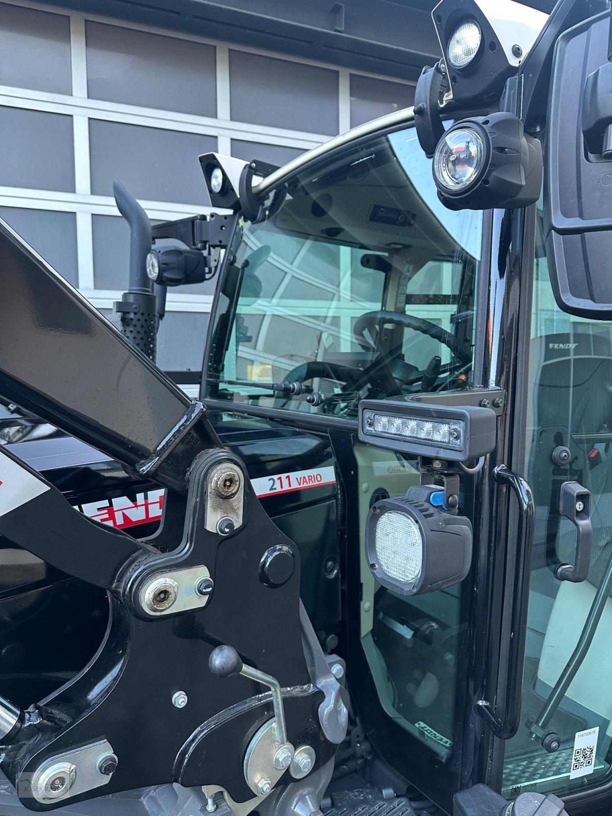 Traktor типа Fendt 211 S Vario Gen3 Profi Plus, Gebrauchtmaschine в Alitzheim (Фотография 8)