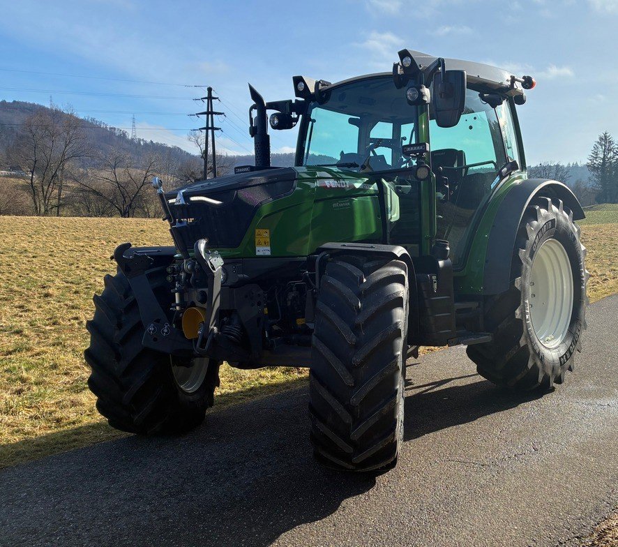 Traktor типа Fendt 211 S Vario Gen3, Neumaschine в Bubendorf (Фотография 2)