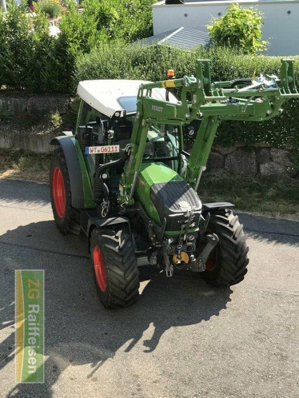 Traktor tip Fendt 211 S Vario Gen3, Gebrauchtmaschine in Waldshut-Tiengen (Poză 1)