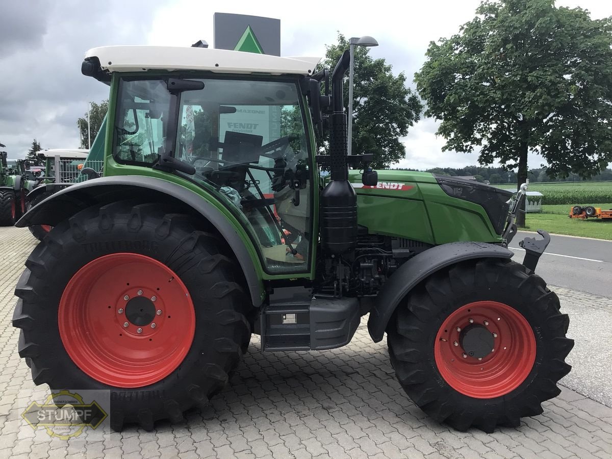 Traktor des Typs Fendt 211 Vario (FendtONE), Neumaschine in Grafenstein (Bild 2)