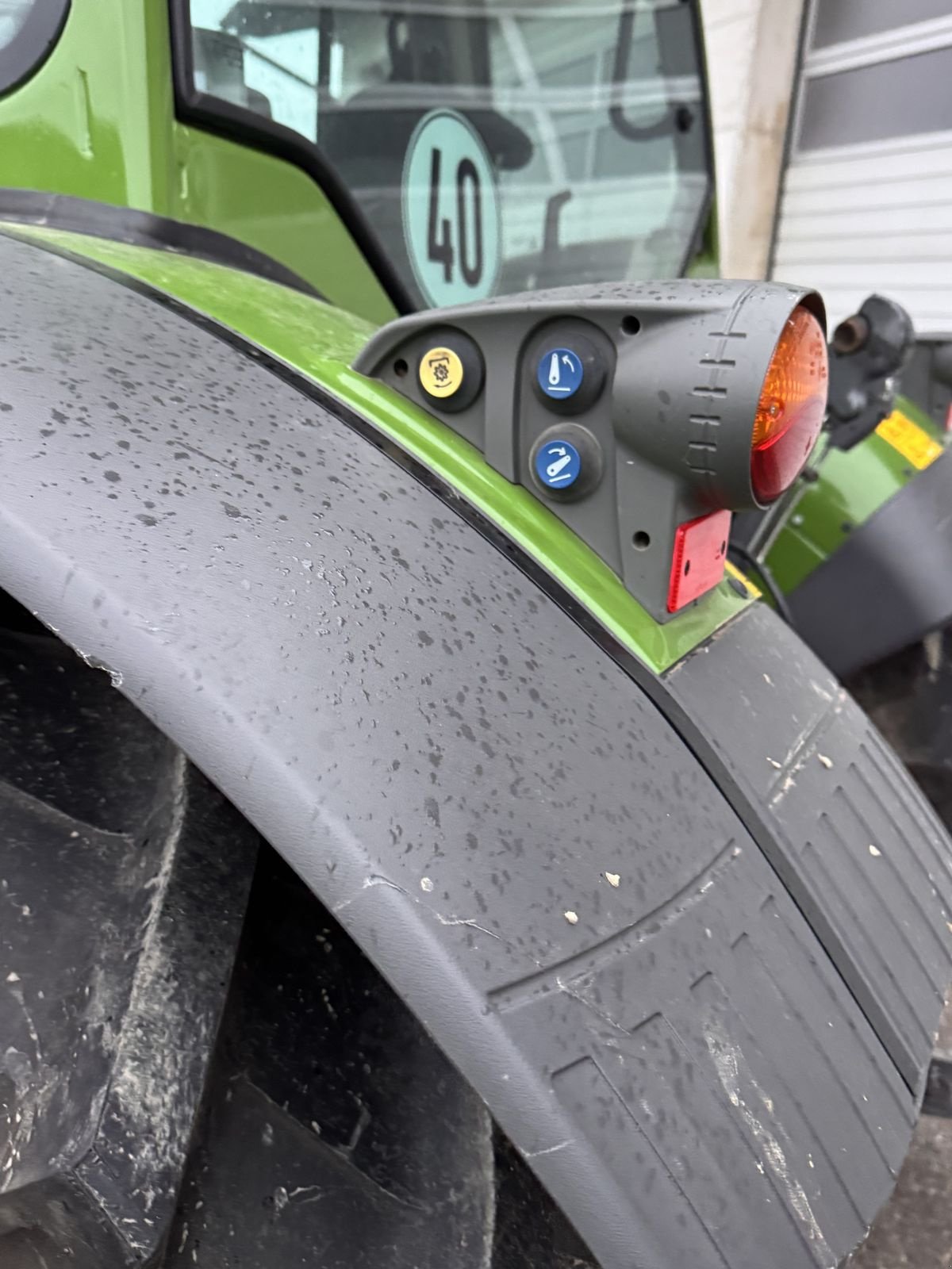 Traktor des Typs Fendt 211 Vario (Gen2), Gebrauchtmaschine in Traberg (Bild 8)