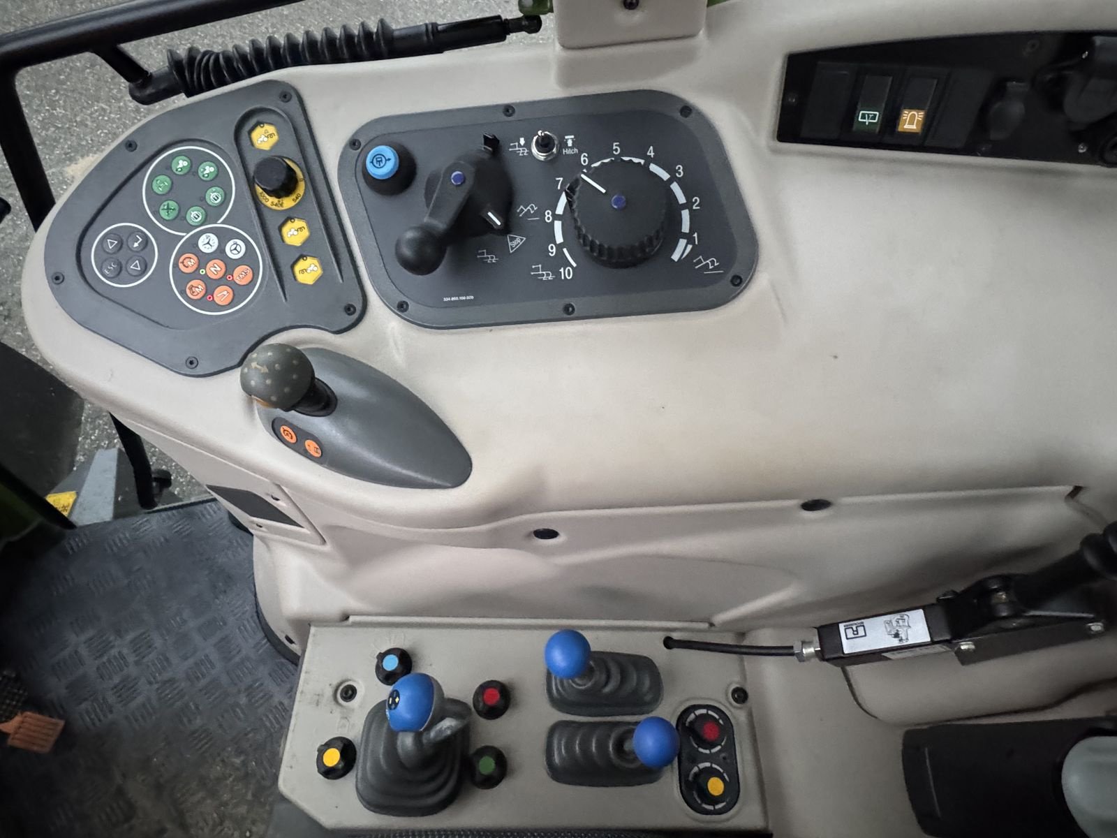 Traktor des Typs Fendt 211 Vario (Gen2), Gebrauchtmaschine in Traberg (Bild 13)