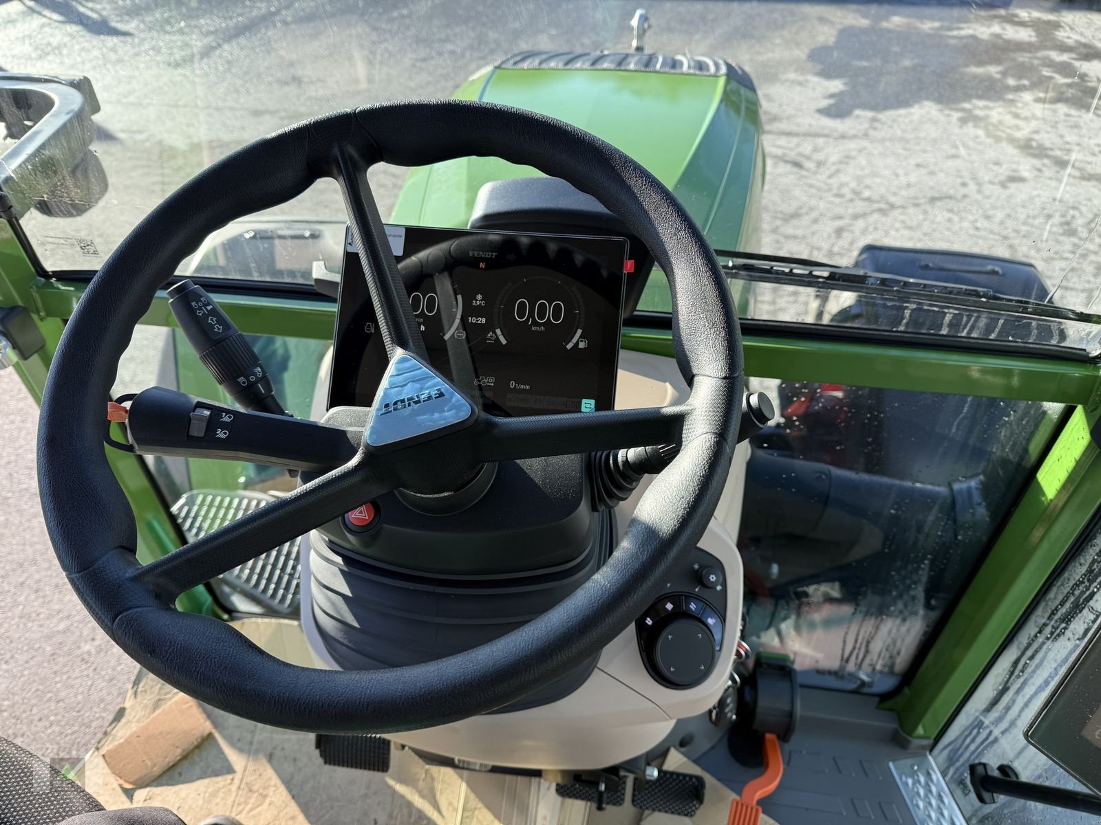 Traktor typu Fendt 211 Vario (Gen3), Neumaschine v Markt Hartmannsdorf (Obrázek 14)