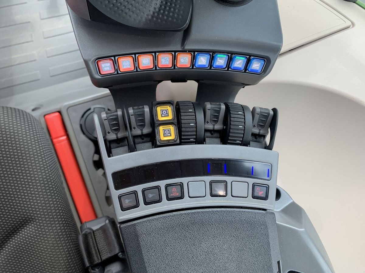 Traktor tipa Fendt 211 Vario (Gen3), Vorführmaschine u Starrein (Slika 12)