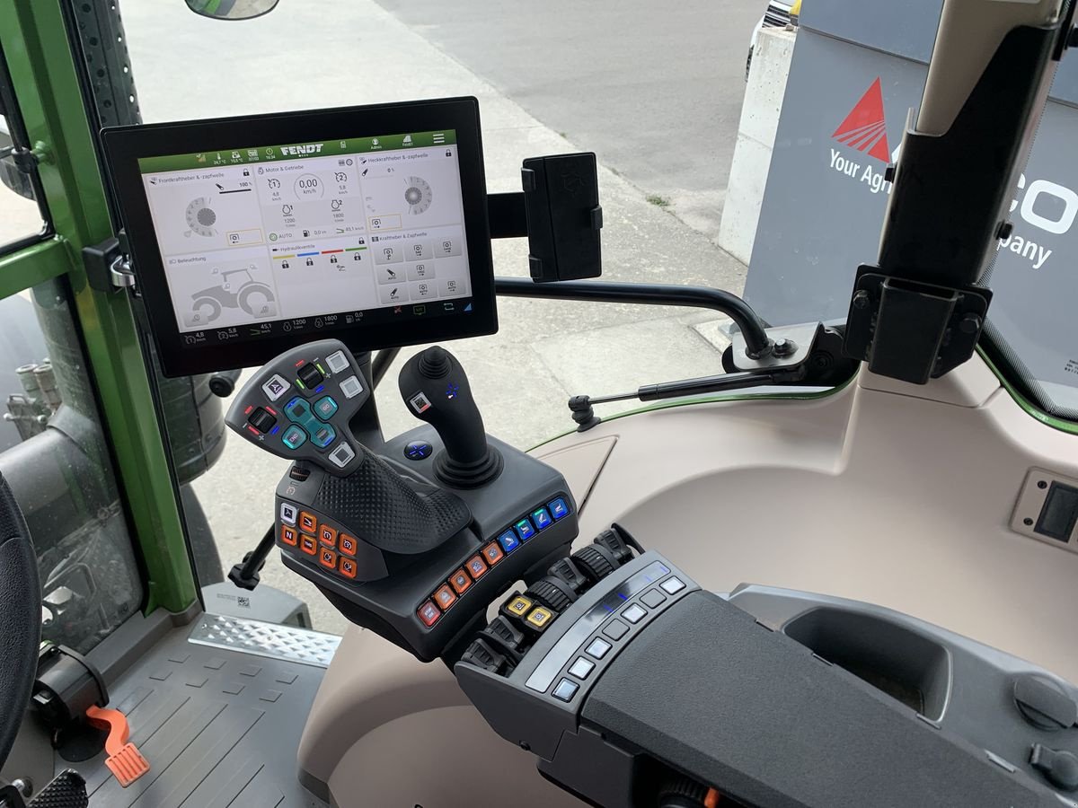 Traktor tipa Fendt 211 Vario (Gen3), Vorführmaschine u Starrein (Slika 11)