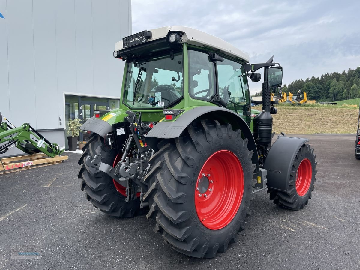 Traktor des Typs Fendt 211 Vario (Gen3), Neumaschine in Niederkappel (Bild 3)