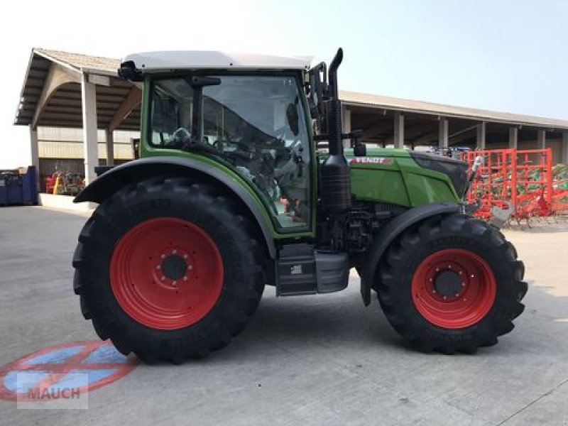 Traktor des Typs Fendt 211 Vario (Gen3), Neumaschine in Burgkirchen (Bild 7)