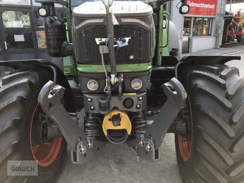 Traktor des Typs Fendt 211 Vario (Gen3), Neumaschine in Burgkirchen (Bild 10)