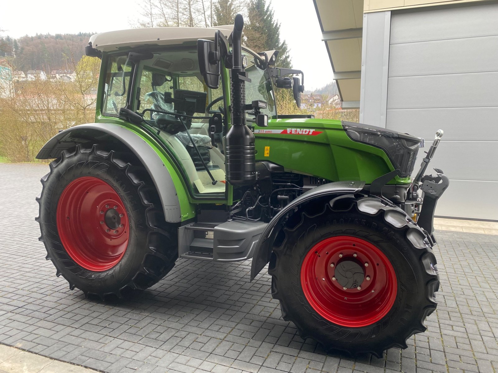 Traktor a típus Fendt 211 Vario Gen.3 Profi+ Setting 2 Profiplus, Gebrauchtmaschine ekkor: Weigendorf (Kép 8)