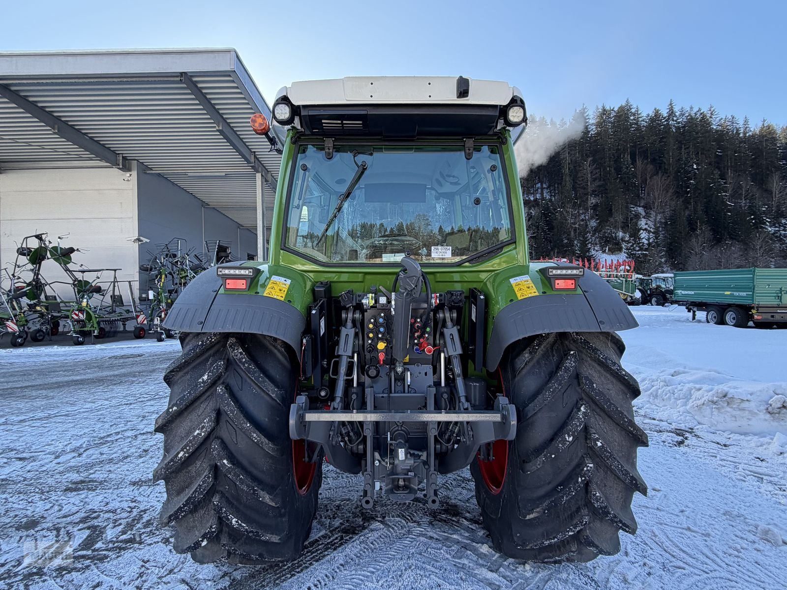 Traktor типа Fendt 211 Vario Gen3 Profi Setting 2, Neumaschine в Eben (Фотография 9)