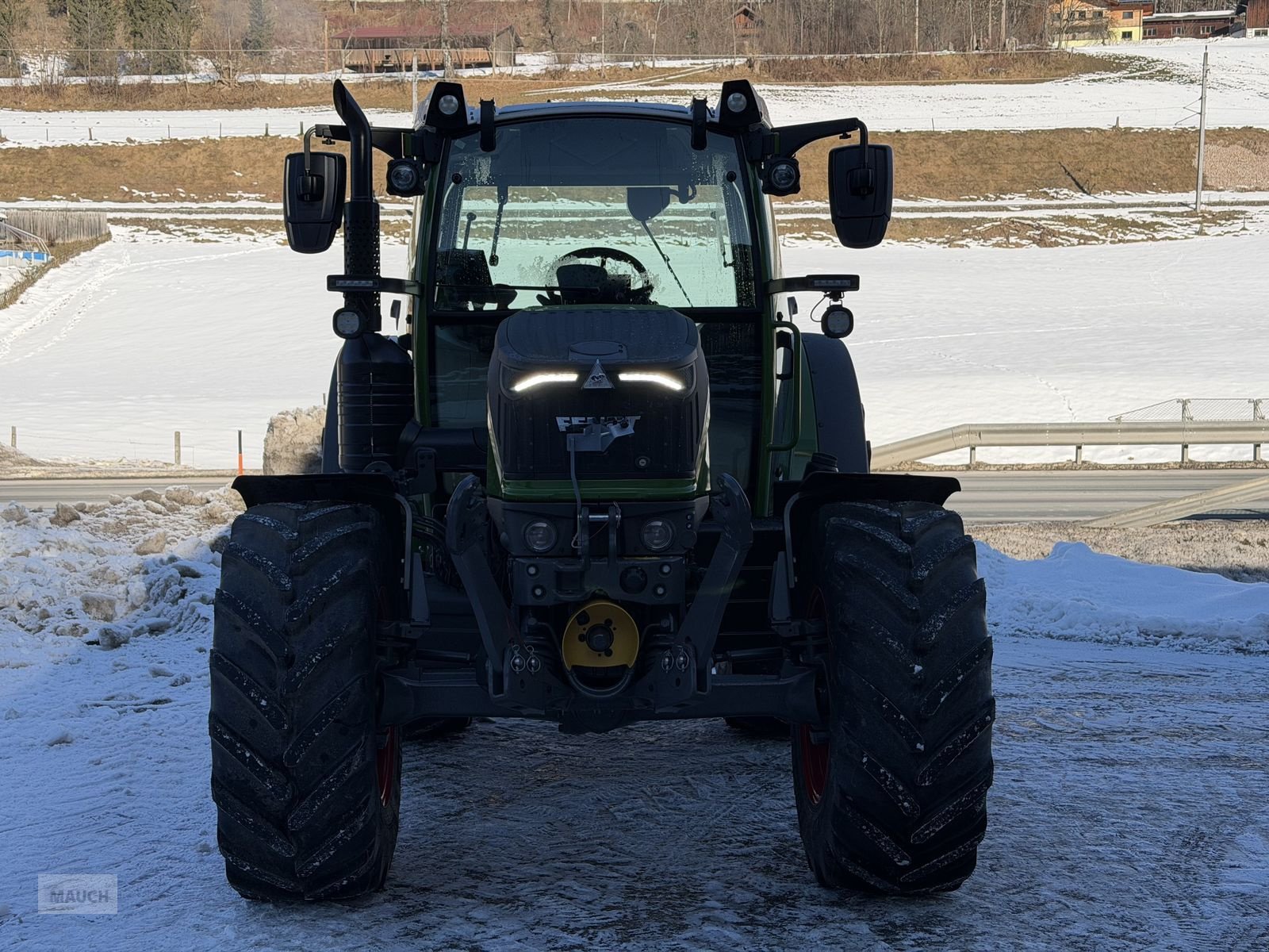 Traktor типа Fendt 211 Vario Gen3 Profi Setting 2, Neumaschine в Eben (Фотография 3)