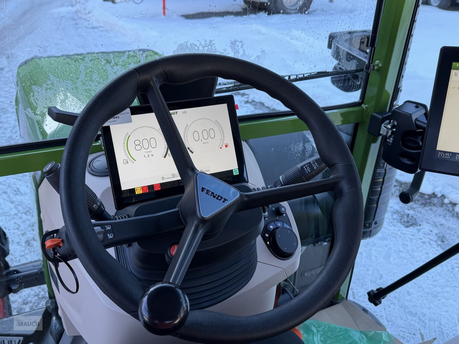 Traktor типа Fendt 211 Vario Gen3 Profi Setting 2, Neumaschine в Eben (Фотография 16)