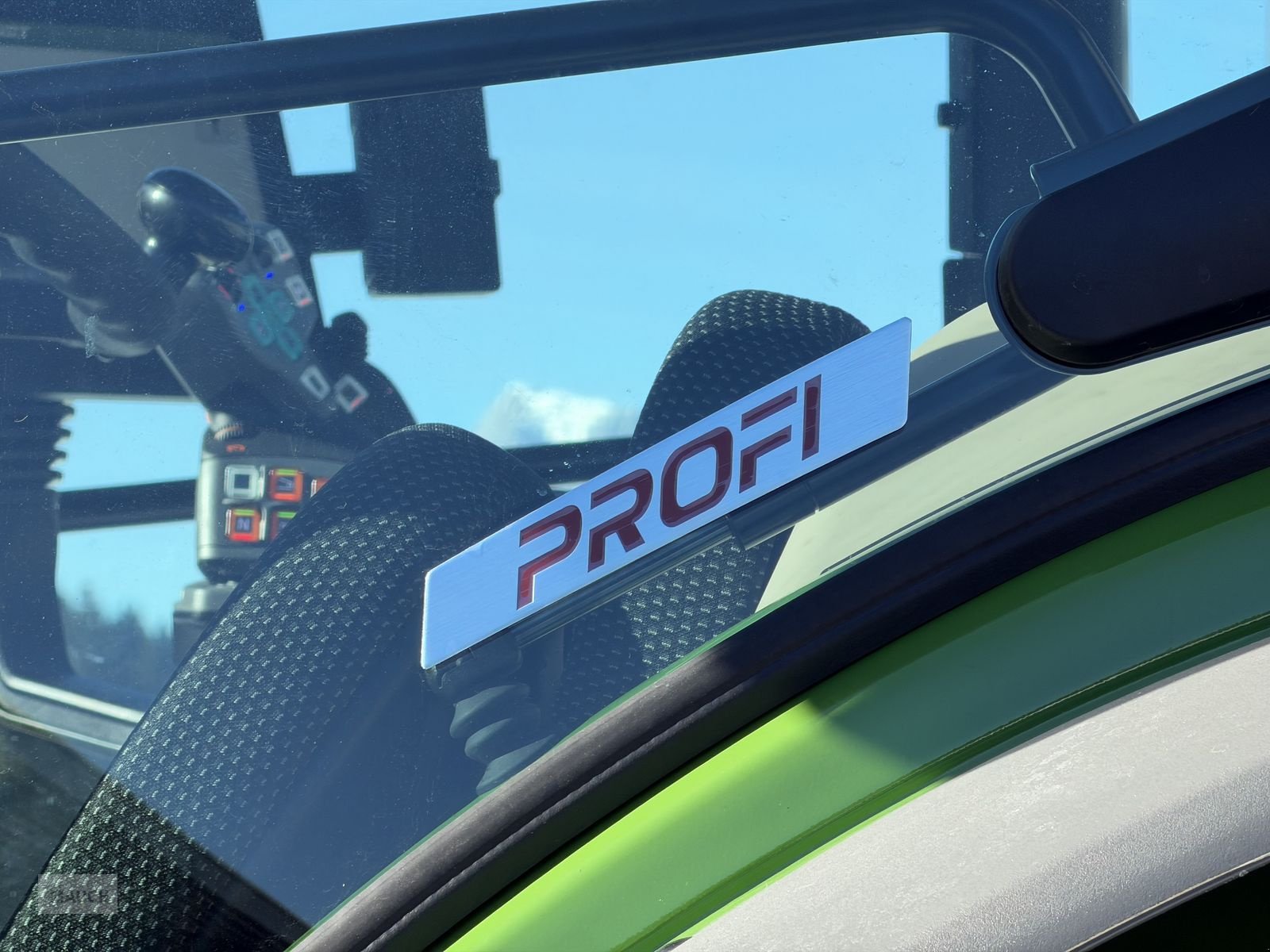 Traktor типа Fendt 211 Vario Gen3 Profi Setting 2, Vorführmaschine в Eben (Фотография 12)