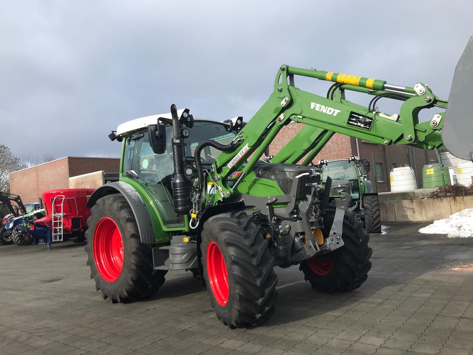 Traktor a típus Fendt 211 Vario Gen3 ProfiPlus, Gebrauchtmaschine ekkor: Husum (Kép 1)