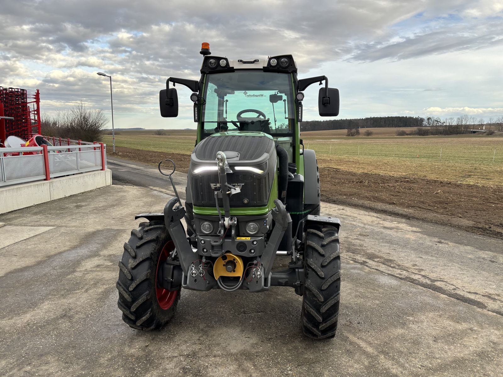 Traktor tipa Fendt 211 Vario P (Gen3), Vorführmaschine u Starrein (Slika 2)