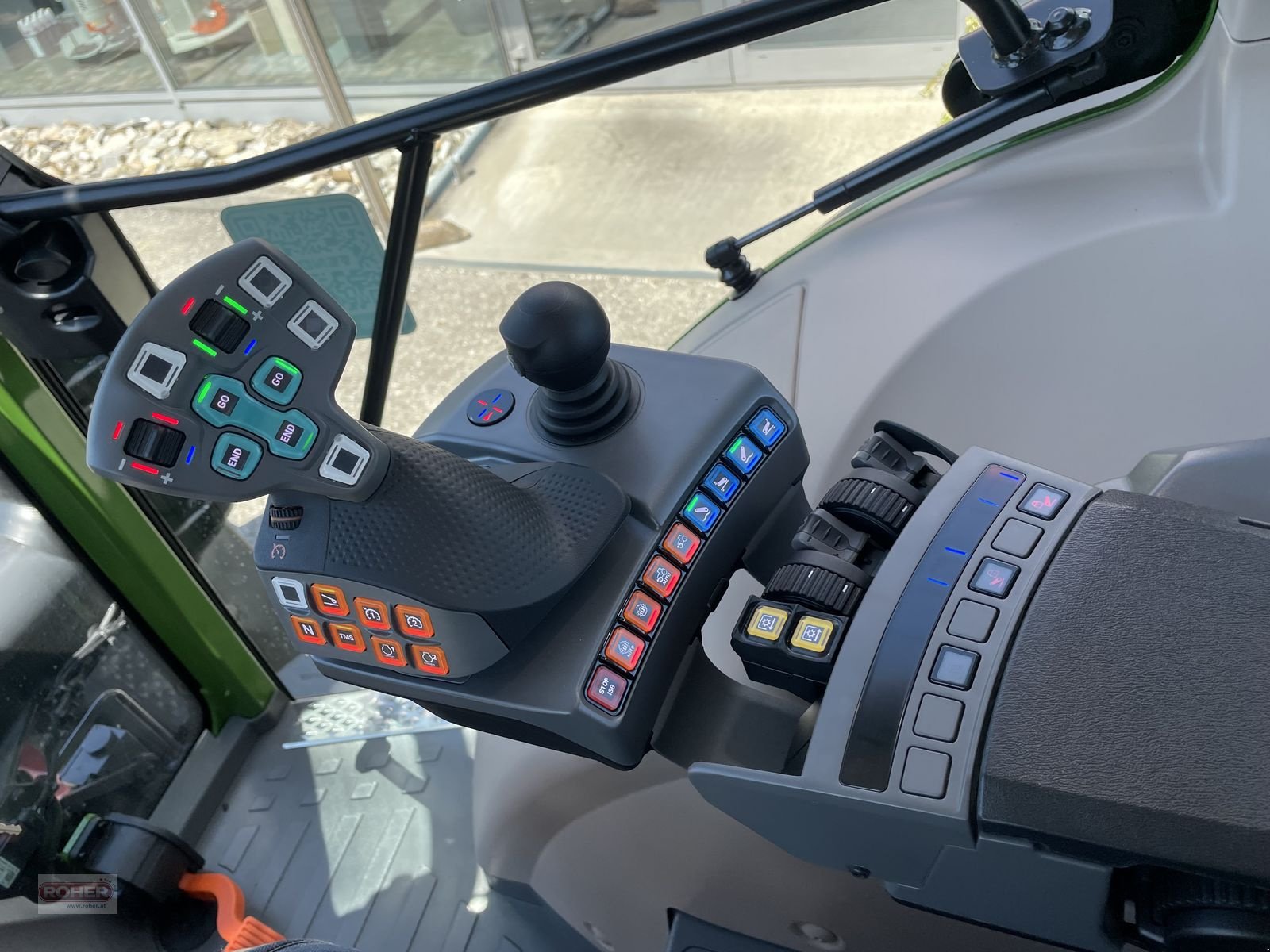 Traktor des Typs Fendt 211 Vario Power (Gen3), Neumaschine in Wieselburg Land (Bild 5)