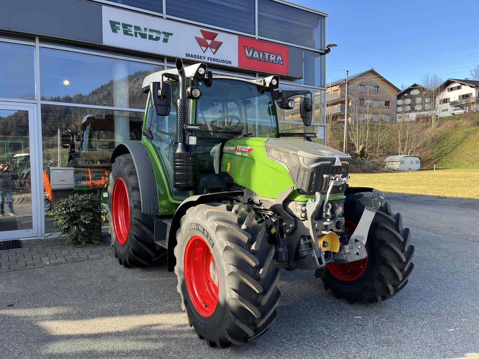 Traktor des Typs Fendt 211 Vario Power, Neumaschine in Frastanz (Bild 4)