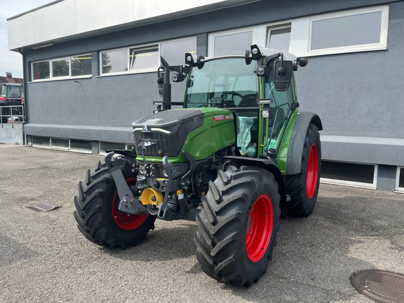 Traktor des Typs Fendt 211 Vario Power, Gebrauchtmaschine in Frastanz (Bild 1)