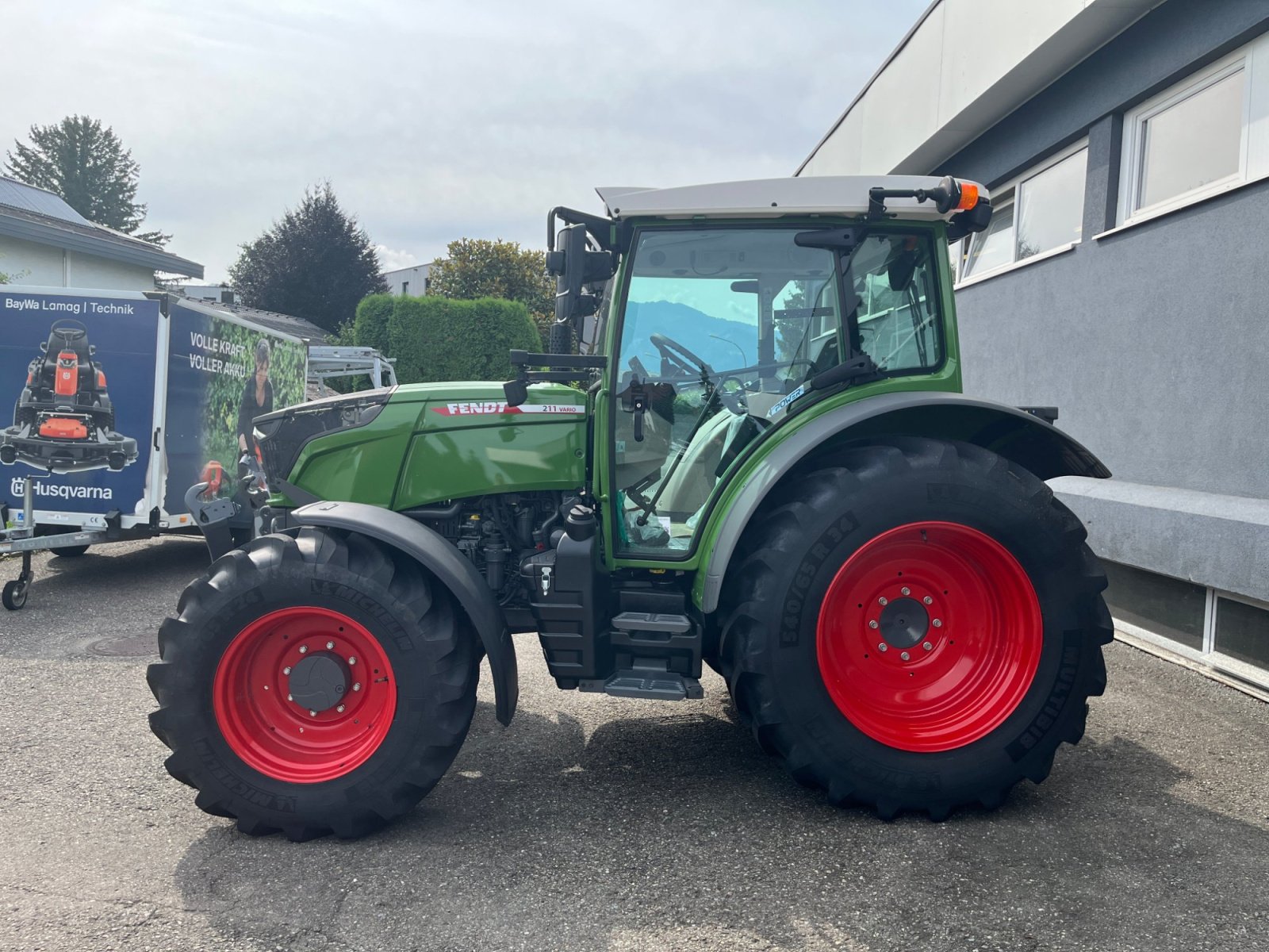 Traktor типа Fendt 211 Vario Power, Gebrauchtmaschine в Frastanz (Фотография 12)