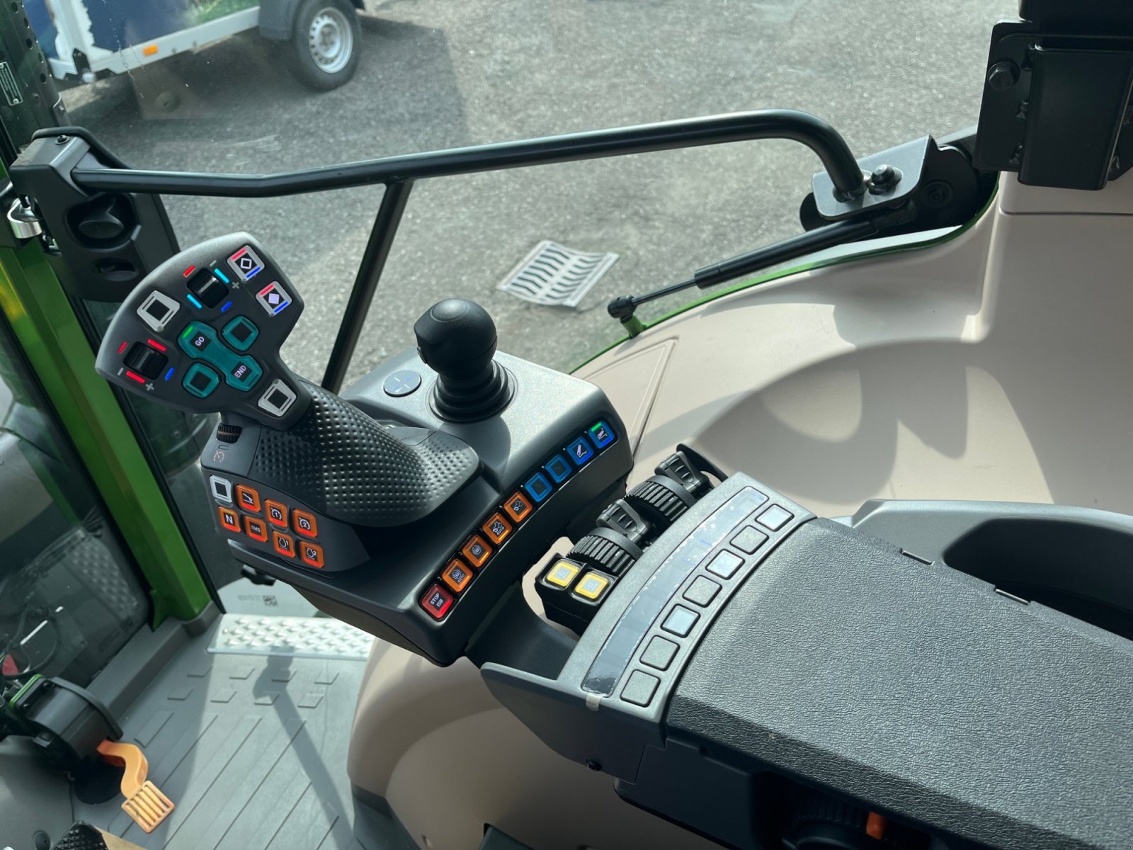 Traktor типа Fendt 211 Vario Power, Gebrauchtmaschine в Frastanz (Фотография 15)