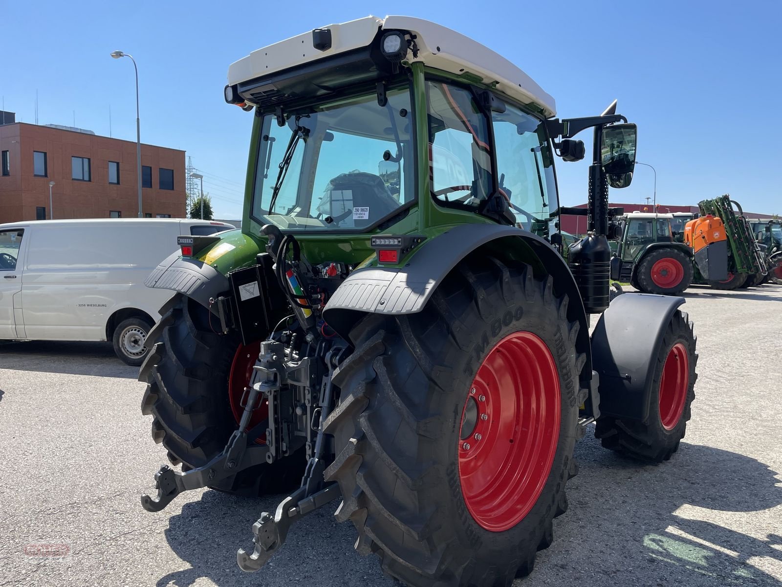 Traktor des Typs Fendt 211 Vario Profi+ (Gen3), Neumaschine in Wieselburg Land (Bild 26)