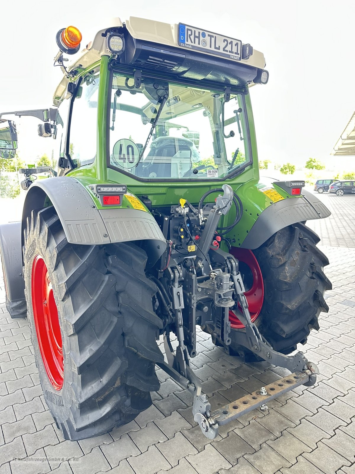 Traktor типа Fendt 211 Vario Profi, Gebrauchtmaschine в Röttenbach (Фотография 9)
