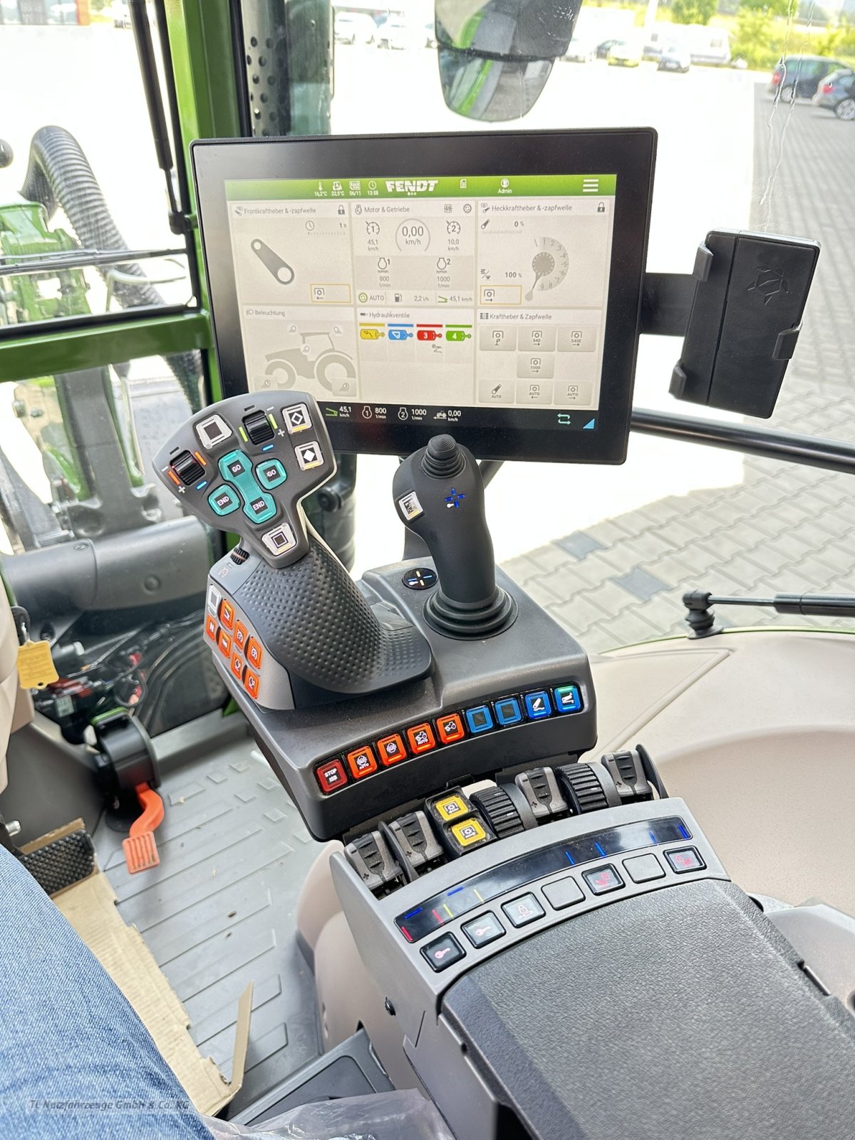 Traktor типа Fendt 211 Vario Profi, Gebrauchtmaschine в Röttenbach (Фотография 13)