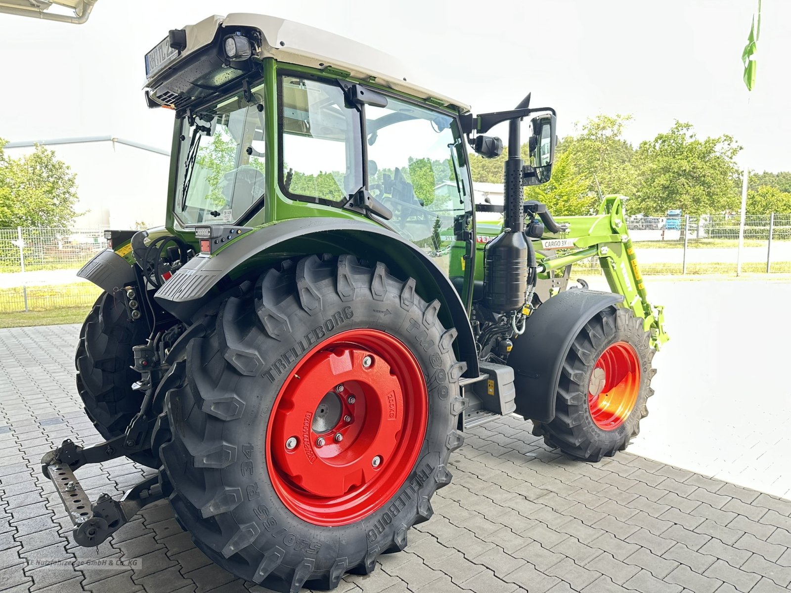 Traktor типа Fendt 211 Vario Profi, Gebrauchtmaschine в Röttenbach (Фотография 16)