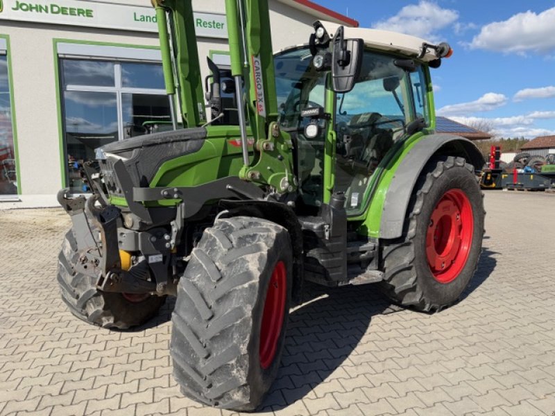 Traktor от тип Fendt 211 Vario Profi, Gebrauchtmaschine в Burglengenfeld (Снимка 2)