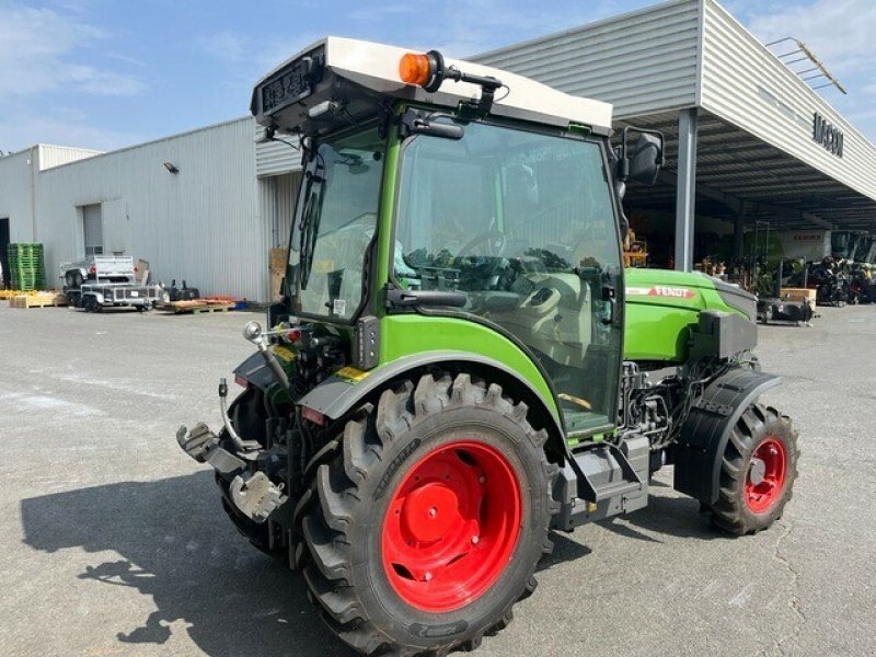 Traktor типа Fendt 211 VARIO PROFI, Gebrauchtmaschine в Charnay-lès-macon (Фотография 4)