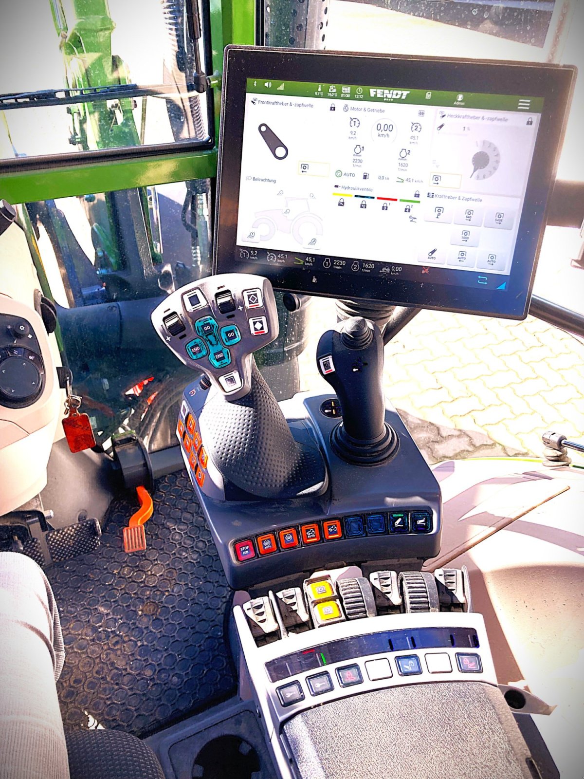 Traktor del tipo Fendt 211 Vario Profi, Gebrauchtmaschine In Murnau (Immagine 5)