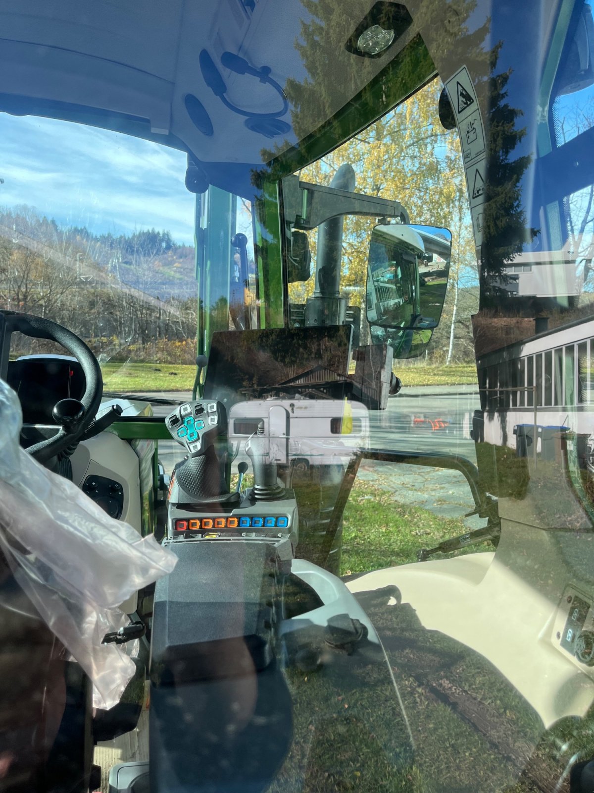 Traktor typu Fendt 211 Vario Profi, Neumaschine v Donaueschingen (Obrázek 5)