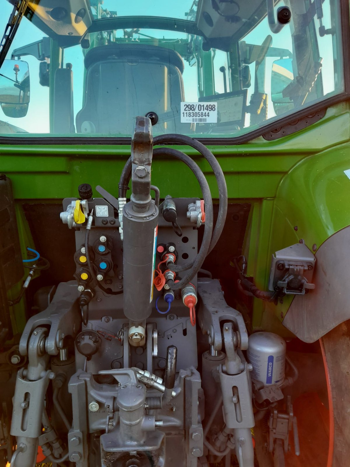 Traktor of the type Fendt 211 Vario ProfiPlus, Gebrauchtmaschine in Ettenstatt (Picture 8)