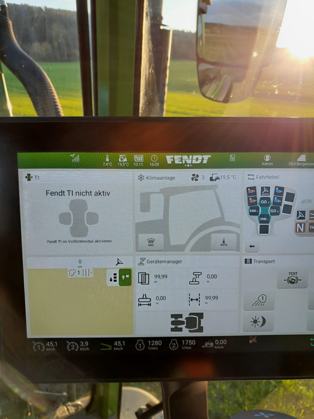 Traktor of the type Fendt 211 Vario ProfiPlus, Gebrauchtmaschine in Ettenstatt (Picture 15)