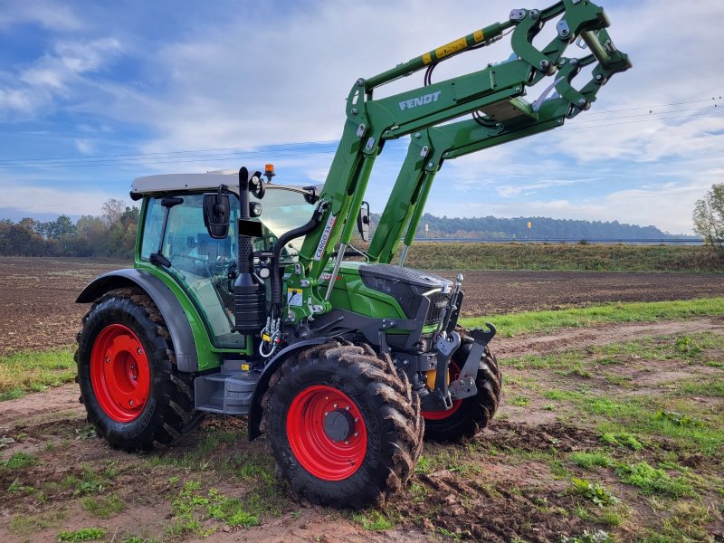 Traktor of the type Fendt 211 Vario ProfiPlus, Gebrauchtmaschine in Bayern - Herrieden (Picture 1)