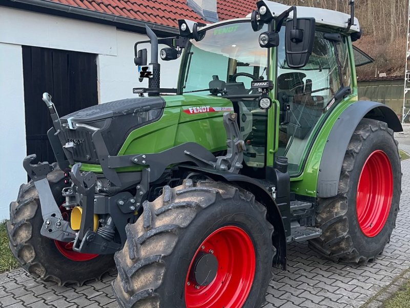 Traktor typu Fendt 211 Vario ProfiPlus, Gebrauchtmaschine v Windsbach (Obrázek 1)